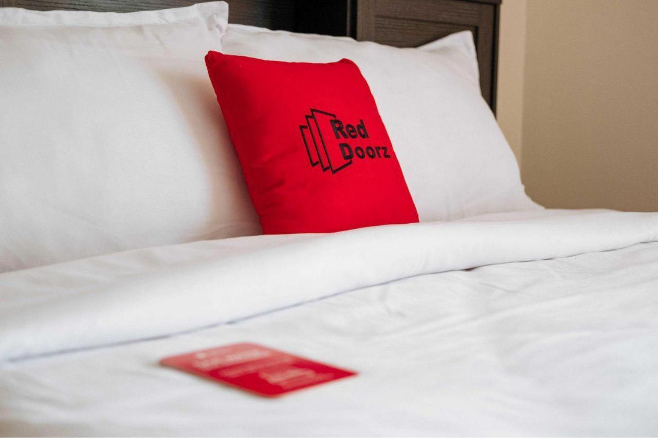 Hotel Reddoorz Syariah Near Rs Harapan Bunda Banda Aceh Geutieue Exterior foto